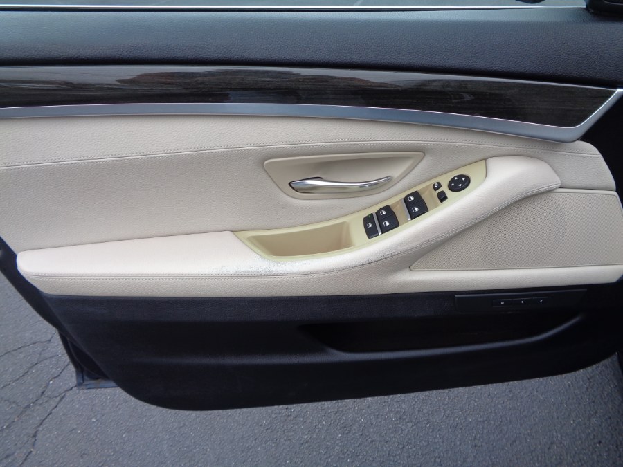 2012 BMW 5 Series 4dr Sdn 535i xDrive AWD, available for sale in Valley Stream, New York | NY Auto Traders. Valley Stream, New York 2012 BMW 5 Series 4dr Sdn 535i xDrive AWD, available for sale in Valley Stream, New York | NY Auto Traders. Valley Stream, New York