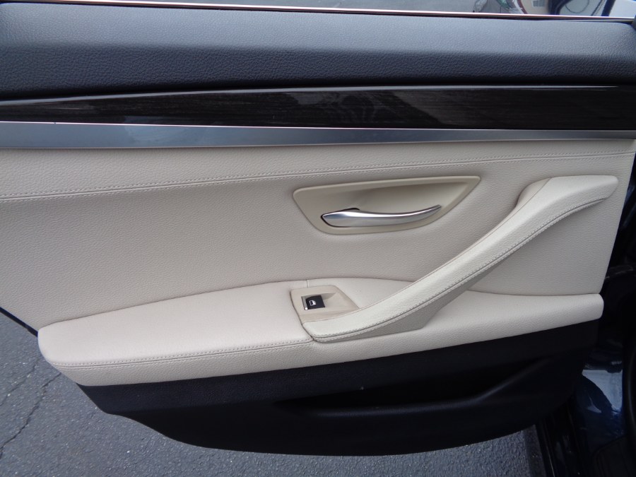 2012 BMW 5 Series 4dr Sdn 535i xDrive AWD, available for sale in Valley Stream, New York | NY Auto Traders. Valley Stream, New York 2012 BMW 5 Series 4dr Sdn 535i xDrive AWD, available for sale in Valley Stream, New York | NY Auto Traders. Valley Stream, New York