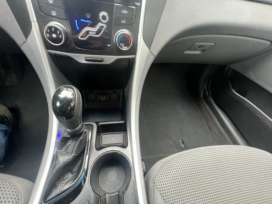 2011 Hyundai Sonata 4dr Sdn 2.4L Auto GLS *Ltd Avail*, available for sale in Waterbury, Connecticut | Platinum Auto Care. Waterbury, Connecticut 2011 Hyundai Sonata 4dr Sdn 2.4L Auto GLS *Ltd Avail*, available for sale in Waterbury, Connecticut | Platinum Auto Care. Waterbury, Connecticut