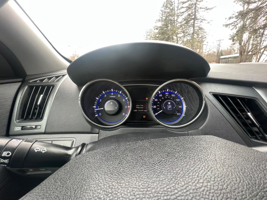 2011 Hyundai Sonata 4dr Sdn 2.4L Auto GLS *Ltd Avail*, available for sale in Waterbury, Connecticut | Platinum Auto Care. Waterbury, Connecticut 2011 Hyundai Sonata 4dr Sdn 2.4L Auto GLS *Ltd Avail*, available for sale in Waterbury, Connecticut | Platinum Auto Care. Waterbury, Connecticut