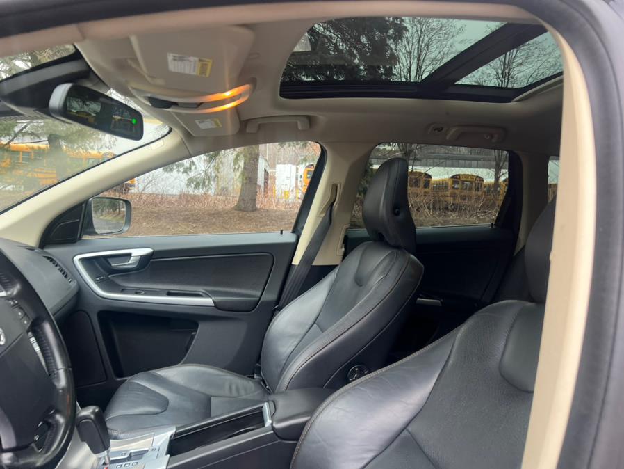 2010 Volvo XC60 AWD 4dr 3.0T w/Moonroof, available for sale in Waterbury, Connecticut | Platinum Auto Care. Waterbury, Connecticut 2010 Volvo XC60 AWD 4dr 3.0T w/Moonroof, available for sale in Waterbury, Connecticut | Platinum Auto Care. Waterbury, Connecticut