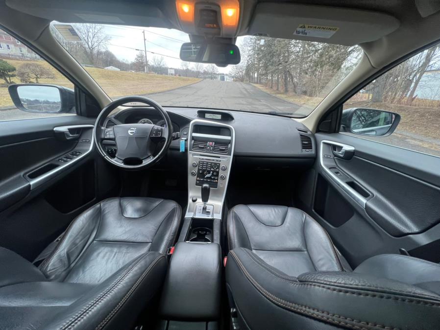 2010 Volvo XC60 AWD 4dr 3.0T w/Moonroof, available for sale in Waterbury, Connecticut | Platinum Auto Care. Waterbury, Connecticut 2010 Volvo XC60 AWD 4dr 3.0T w/Moonroof, available for sale in Waterbury, Connecticut | Platinum Auto Care. Waterbury, Connecticut