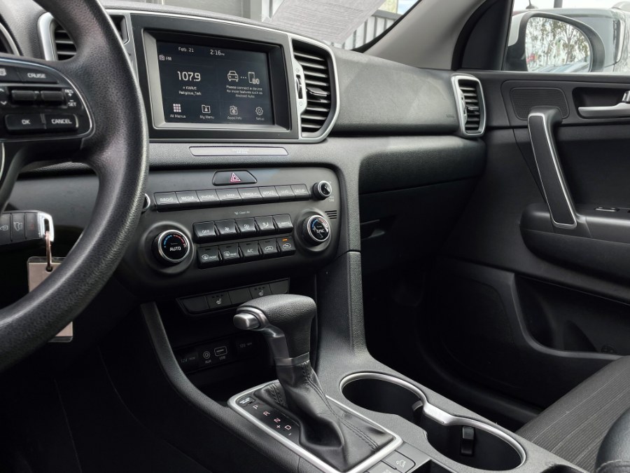 2018 Kia Sportage LX FWD, available for sale in Corona, California | Green Light Auto. Corona, California 2018 Kia Sportage LX FWD, available for sale in Corona, California | Green Light Auto. Corona, California