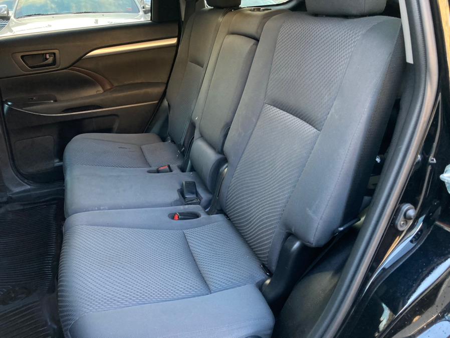 2019 Toyota Highlander LE Plus V6 AWD (Natl), available for sale in Brooklyn, New York | Carsbuck Inc.. Brooklyn, New York 2019 Toyota Highlander LE Plus V6 AWD (Natl), available for sale in Brooklyn, New York | Carsbuck Inc.. Brooklyn, New York