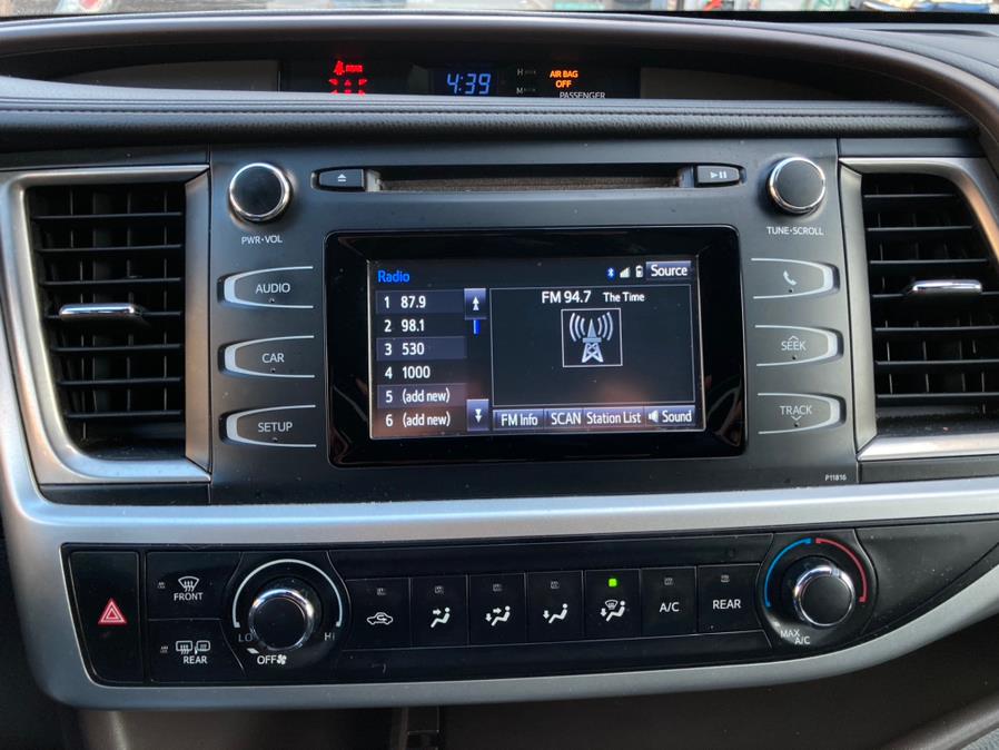 2019 Toyota Highlander LE Plus V6 AWD (Natl), available for sale in Brooklyn, New York | Carsbuck Inc.. Brooklyn, New York 2019 Toyota Highlander LE Plus V6 AWD (Natl), available for sale in Brooklyn, New York | Carsbuck Inc.. Brooklyn, New York