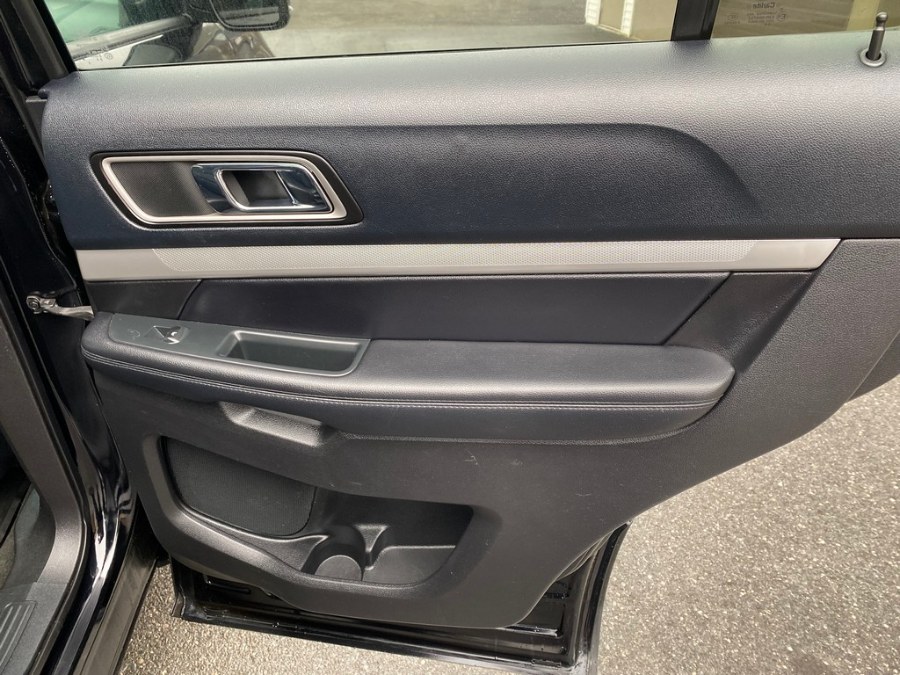 2016 Ford Explorer 4WD 4dr XLT, available for sale in West Springfield, Massachusetts | Union Street Auto Sales. West Springfield, Massachusetts 2016 Ford Explorer 4WD 4dr XLT, available for sale in West Springfield, Massachusetts | Union Street Auto Sales. West Springfield, Massachusetts