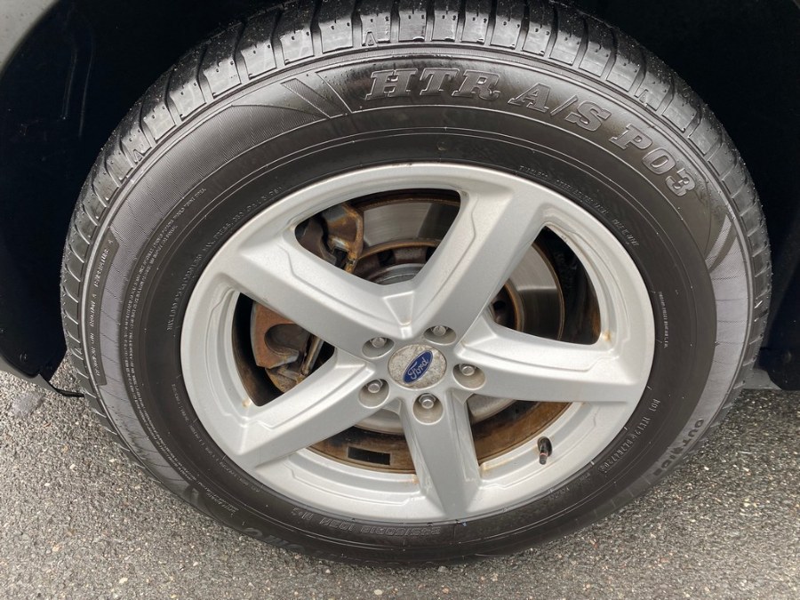 2016 Ford Explorer 4WD 4dr XLT, available for sale in West Springfield, Massachusetts | Union Street Auto Sales. West Springfield, Massachusetts 2016 Ford Explorer 4WD 4dr XLT, available for sale in West Springfield, Massachusetts | Union Street Auto Sales. West Springfield, Massachusetts