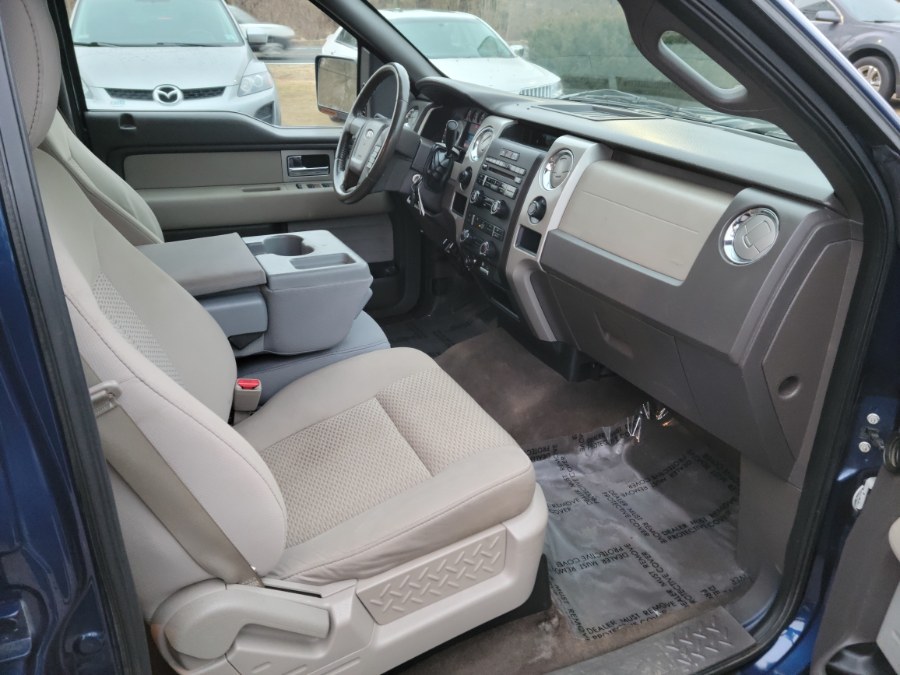 2010 Ford F-150 XLT 4WD Crew Cab 5.4 V8 Triton, available for sale in East Windsor, Connecticut | Toro Auto. East Windsor, Connecticut 2010 Ford F-150 XLT 4WD Crew Cab 5.4 V8 Triton, available for sale in East Windsor, Connecticut | Toro Auto. East Windsor, Connecticut