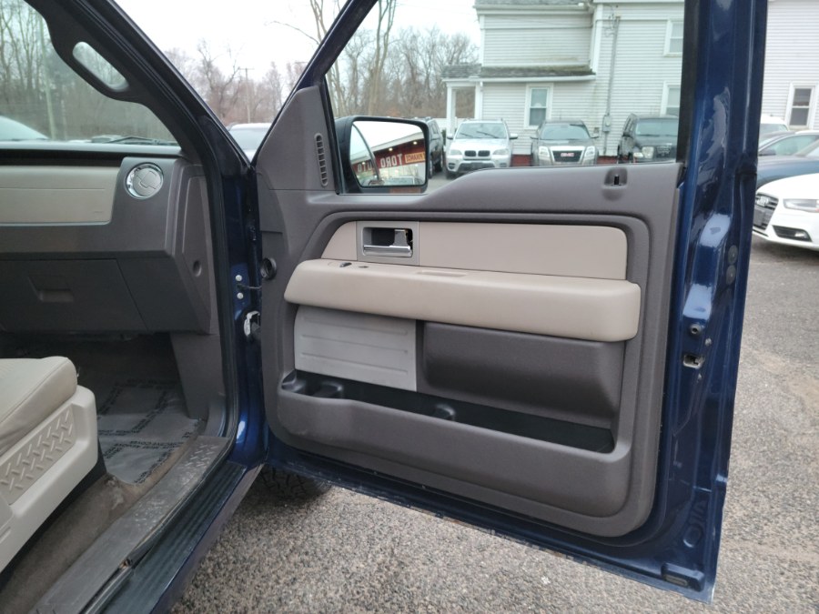 2010 Ford F-150 XLT 4WD Crew Cab 5.4 V8 Triton, available for sale in East Windsor, Connecticut | Toro Auto. East Windsor, Connecticut 2010 Ford F-150 XLT 4WD Crew Cab 5.4 V8 Triton, available for sale in East Windsor, Connecticut | Toro Auto. East Windsor, Connecticut