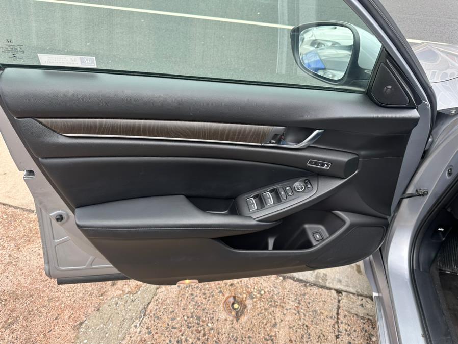 2018 Honda Accord Sedan EX-L 2.0T Auto, available for sale in Manchester, Connecticut | Carsonmain LLC. Manchester, Connecticut 2018 Honda Accord Sedan EX-L 2.0T Auto, available for sale in Manchester, Connecticut | Carsonmain LLC. Manchester, Connecticut