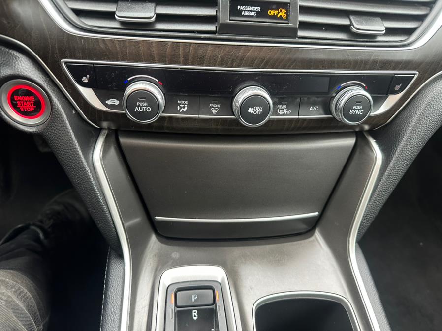 2018 Honda Accord Sedan EX-L 2.0T Auto, available for sale in Manchester, Connecticut | Carsonmain LLC. Manchester, Connecticut 2018 Honda Accord Sedan EX-L 2.0T Auto, available for sale in Manchester, Connecticut | Carsonmain LLC. Manchester, Connecticut