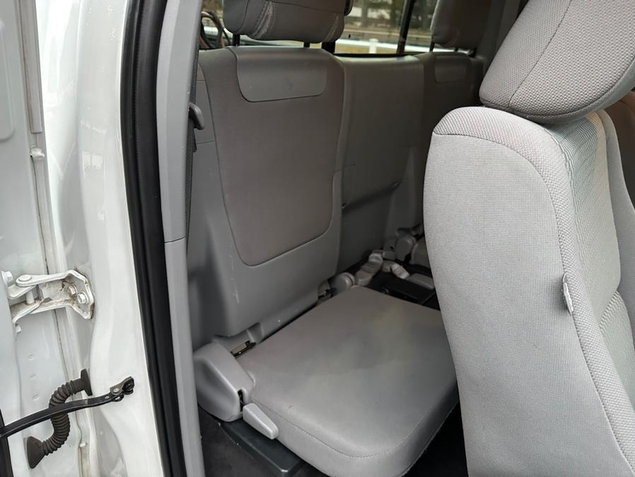 2014 Toyota Tacoma 4WD Access Cab V6 AT (Natl), available for sale in South Windsor, Connecticut | Mike And Tony Auto Sales, Inc. South Windsor, Connecticut 2014 Toyota Tacoma 4WD Access Cab V6 AT (Natl), available for sale in South Windsor, Connecticut | Mike And Tony Auto Sales, Inc. South Windsor, Connecticut