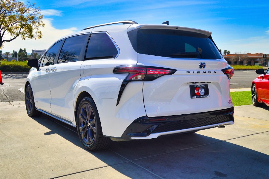 2021 Toyota Sienna XSE FWD 7-Passenger (Natl), available for sale in Moreno Valley, California | Fusion Motors Inc. Moreno Valley, California 2021 Toyota Sienna XSE FWD 7-Passenger (Natl), available for sale in Moreno Valley, California | Fusion Motors Inc. Moreno Valley, California