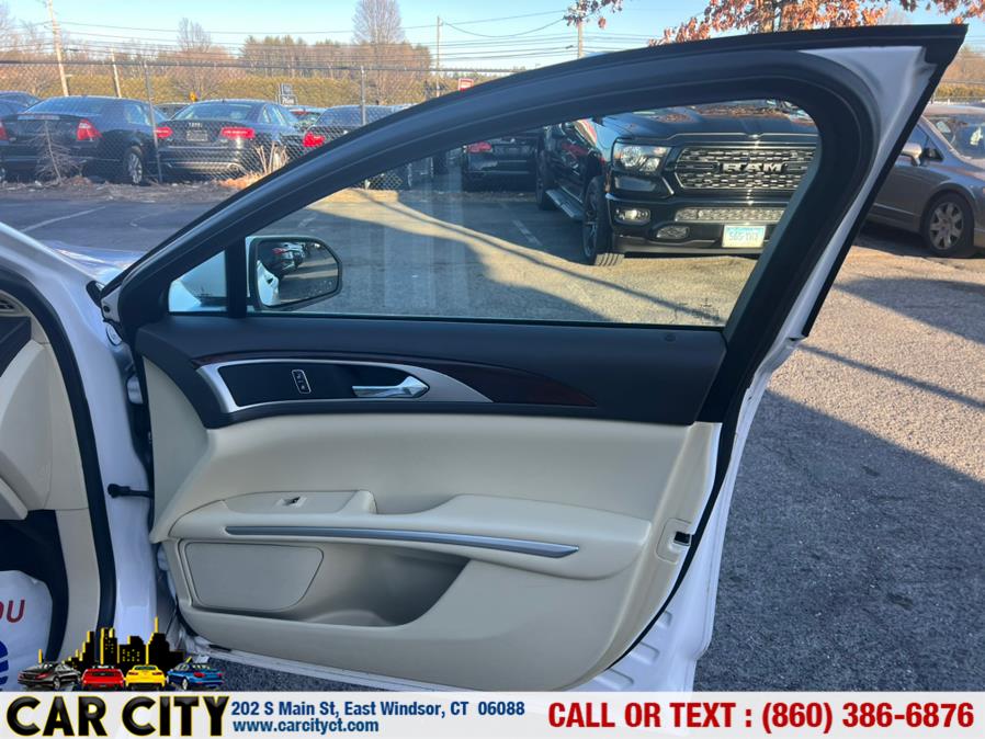 2014 Lincoln MKZ 4dr Sdn AWD, available for sale in East Windsor, Connecticut | Car City LLC. East Windsor, Connecticut 2014 Lincoln MKZ 4dr Sdn AWD, available for sale in East Windsor, Connecticut | Car City LLC. East Windsor, Connecticut