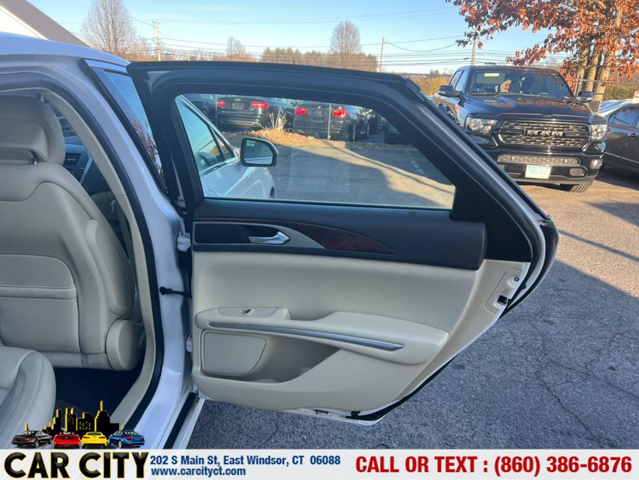 2014 Lincoln MKZ 4dr Sdn AWD, available for sale in East Windsor, Connecticut | Car City LLC. East Windsor, Connecticut 2014 Lincoln MKZ 4dr Sdn AWD, available for sale in East Windsor, Connecticut | Car City LLC. East Windsor, Connecticut