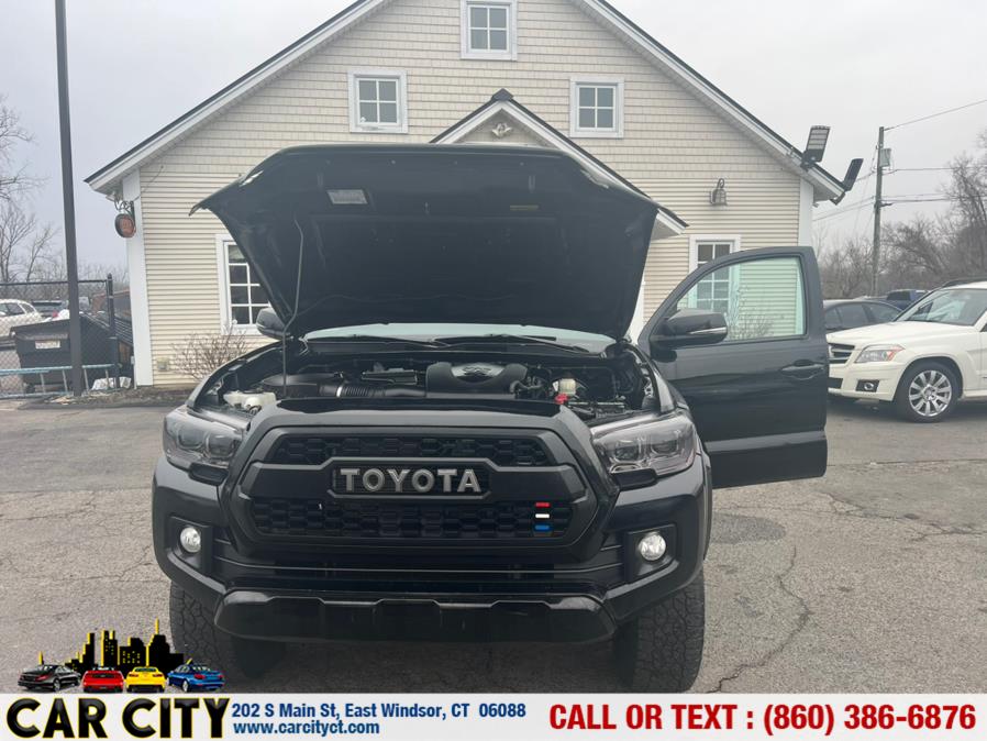 2017 Toyota Tacoma TRD Sport Double Cab 5'' Bed V6 4x4 MT (Natl), available for sale in East Windsor, Connecticut | Car City LLC. East Windsor, Connecticut 2017 Toyota Tacoma TRD Sport Double Cab 5'' Bed V6 4x4 MT (Natl), available for sale in East Windsor, Connecticut | Car City LLC. East Windsor, Connecticut