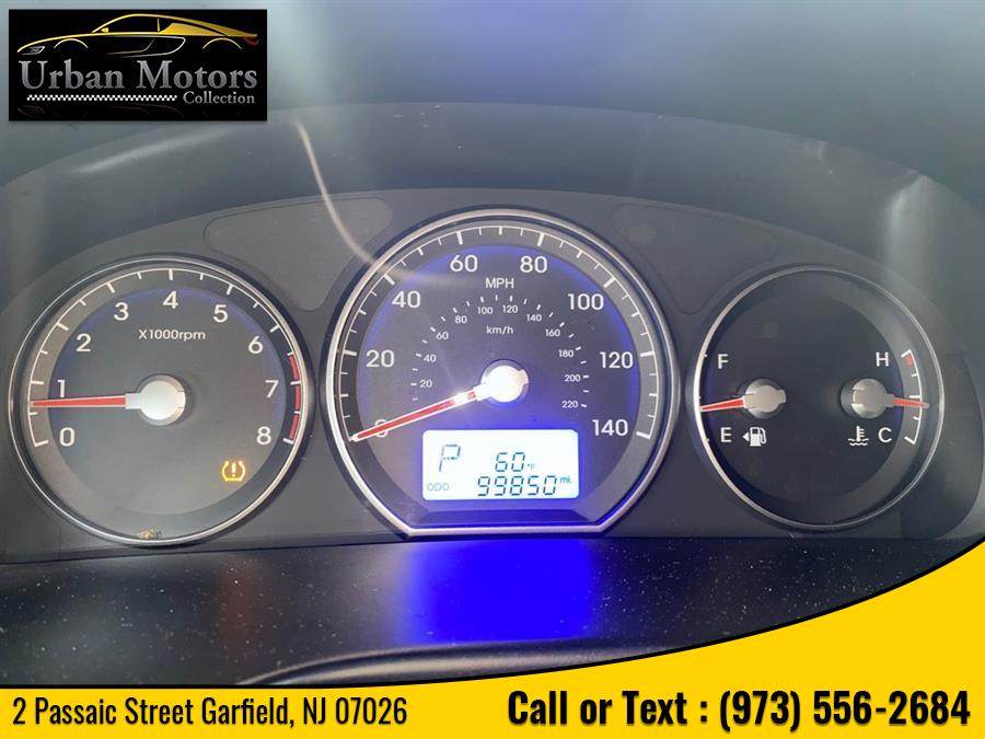 2010 Hyundai Santa Fe GLS, available for sale in Garfield, New Jersey | Urban Motors Collection. Garfield, New Jersey 2010 Hyundai Santa Fe GLS, available for sale in Garfield, New Jersey | Urban Motors Collection. Garfield, New Jersey