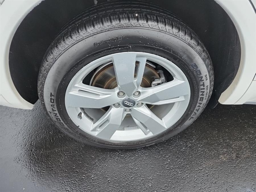 2019 Audi Q5 Premium Plus 45 TFSI quattro, available for sale in Islip, New York | L.I. Auto Gallery. Islip, New York 2019 Audi Q5 Premium Plus 45 TFSI quattro, available for sale in Islip, New York | L.I. Auto Gallery. Islip, New York