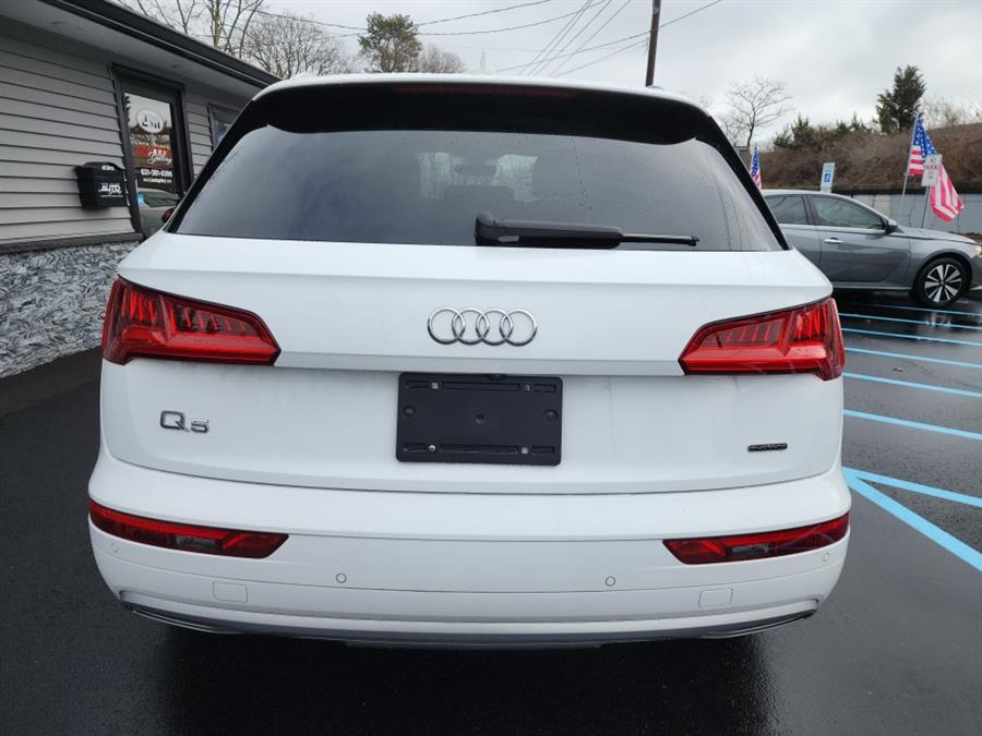 2019 Audi Q5 Premium Plus 45 TFSI quattro, available for sale in Islip, New York | L.I. Auto Gallery. Islip, New York 2019 Audi Q5 Premium Plus 45 TFSI quattro, available for sale in Islip, New York | L.I. Auto Gallery. Islip, New York