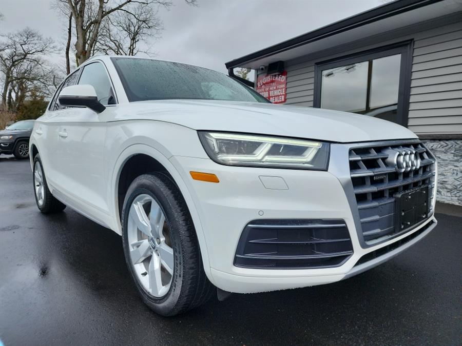 2019 Audi Q5 Premium Plus 45 TFSI quattro, available for sale in Islip, New York | L.I. Auto Gallery. Islip, New York 2019 Audi Q5 Premium Plus 45 TFSI quattro, available for sale in Islip, New York | L.I. Auto Gallery. Islip, New York