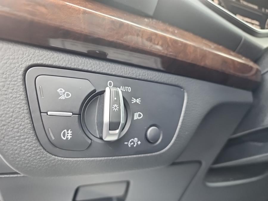 2019 Audi Q5 Premium Plus 45 TFSI quattro, available for sale in Islip, New York | L.I. Auto Gallery. Islip, New York 2019 Audi Q5 Premium Plus 45 TFSI quattro, available for sale in Islip, New York | L.I. Auto Gallery. Islip, New York