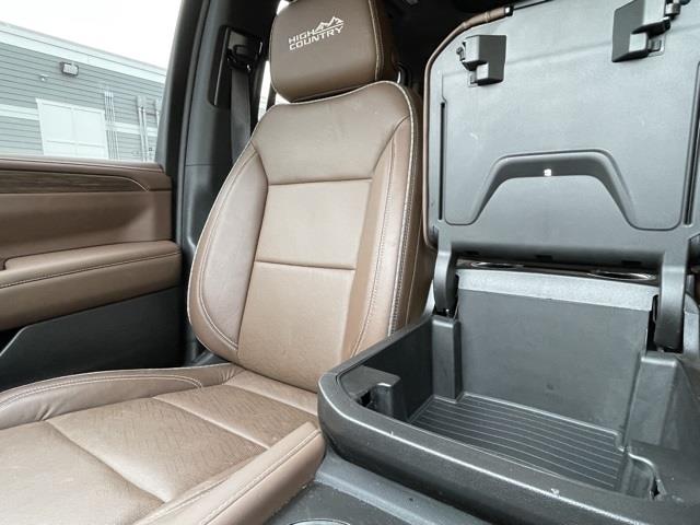 2022 Chevrolet Suburban High Country, available for sale in Brookfield, Connecticut | Blasius Federal Road. Brookfield, Connecticut 2022 Chevrolet Suburban High Country, available for sale in Brookfield, Connecticut | Blasius Federal Road. Brookfield, Connecticut