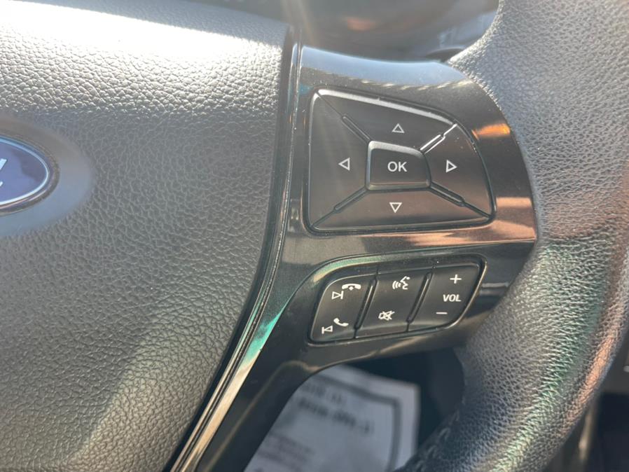 2017 Ford Explorer XLT 4WD, available for sale in Irvington, New Jersey | Elis Motors Corp. Irvington, New Jersey 2017 Ford Explorer XLT 4WD, available for sale in Irvington, New Jersey | Elis Motors Corp. Irvington, New Jersey