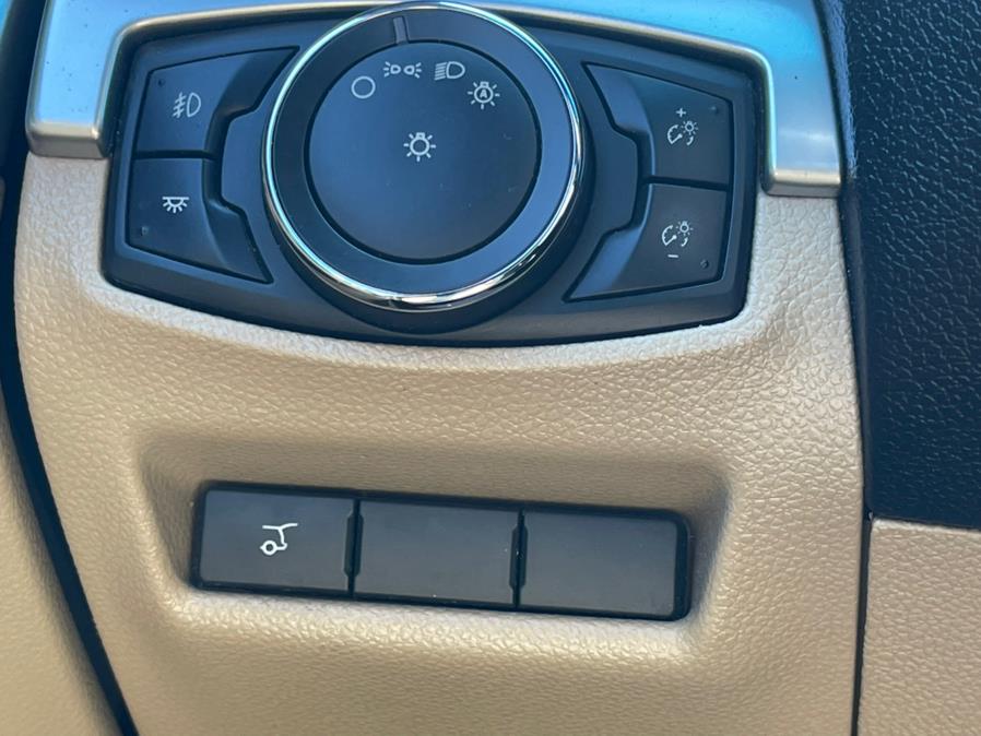 2017 Ford Explorer XLT 4WD, available for sale in Irvington, New Jersey | Elis Motors Corp. Irvington, New Jersey 2017 Ford Explorer XLT 4WD, available for sale in Irvington, New Jersey | Elis Motors Corp. Irvington, New Jersey