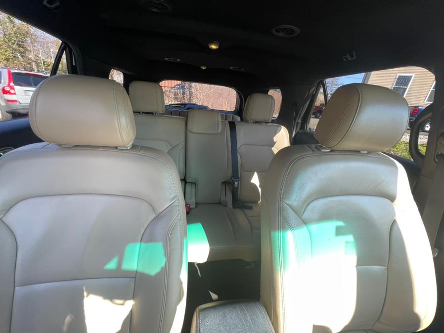 2017 Ford Explorer XLT 4WD, available for sale in Irvington, New Jersey | Elis Motors Corp. Irvington, New Jersey 2017 Ford Explorer XLT 4WD, available for sale in Irvington, New Jersey | Elis Motors Corp. Irvington, New Jersey
