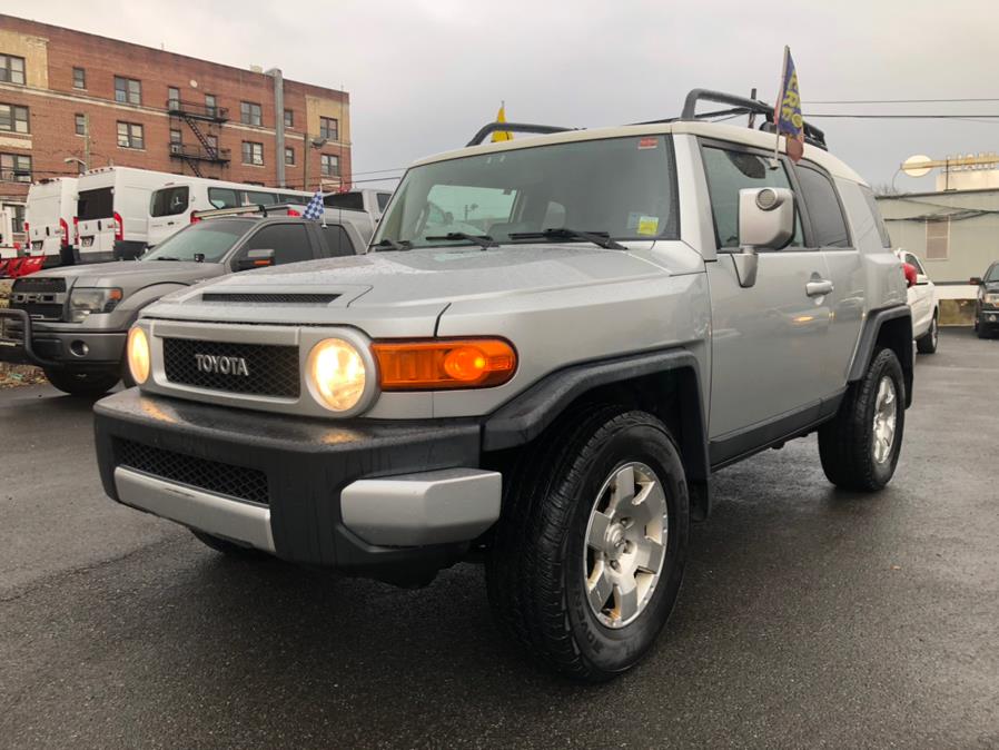 2007 Toyota FJ Cruiser 4WD 4dr Auto, available for sale in Irvington, New Jersey | Elis Motors Corp. Irvington, New Jersey 2007 Toyota FJ Cruiser 4WD 4dr Auto, available for sale in Irvington, New Jersey | Elis Motors Corp. Irvington, New Jersey
