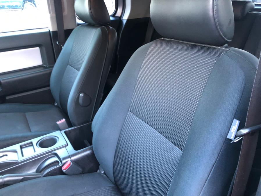 2007 Toyota FJ Cruiser 4WD 4dr Auto, available for sale in Irvington, New Jersey | Elis Motors Corp. Irvington, New Jersey 2007 Toyota FJ Cruiser 4WD 4dr Auto, available for sale in Irvington, New Jersey | Elis Motors Corp. Irvington, New Jersey