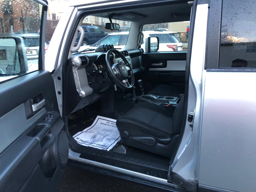 2007 Toyota FJ Cruiser 4WD 4dr Auto, available for sale in Irvington, New Jersey | Elis Motors Corp. Irvington, New Jersey 2007 Toyota FJ Cruiser 4WD 4dr Auto, available for sale in Irvington, New Jersey | Elis Motors Corp. Irvington, New Jersey