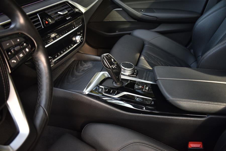 2021 BMW 5 Series 530i xDrive AWD 4dr Sedan, available for sale in Great Neck, New York | Camy Cars. Great Neck, New York 2021 BMW 5 Series 530i xDrive AWD 4dr Sedan, available for sale in Great Neck, New York | Camy Cars. Great Neck, New York