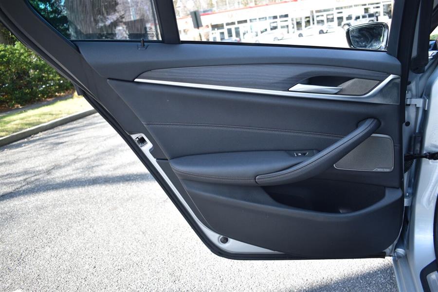 2021 BMW 5 Series 530i xDrive AWD 4dr Sedan, available for sale in Great Neck, New York | Camy Cars. Great Neck, New York 2021 BMW 5 Series 530i xDrive AWD 4dr Sedan, available for sale in Great Neck, New York | Camy Cars. Great Neck, New York