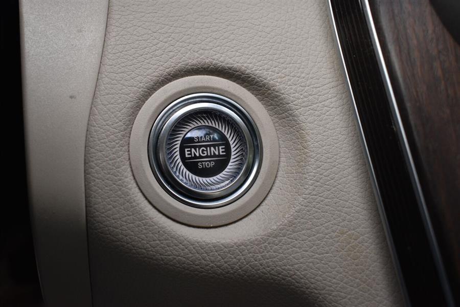 2019 Mercedes-benz C-class C 300 4MATIC AWD 4dr Sedan, available for sale in Great Neck, New York | Camy Cars. Great Neck, New York 2019 Mercedes-benz C-class C 300 4MATIC AWD 4dr Sedan, available for sale in Great Neck, New York | Camy Cars. Great Neck, New York