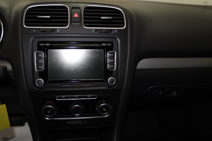 2013 Volkswagen Golf 4dr HB Auto w/Conv PZEV, available for sale in Plainville, Connecticut | New England Auto Sales LLC. Plainville, Connecticut 2013 Volkswagen Golf 4dr HB Auto w/Conv PZEV, available for sale in Plainville, Connecticut | New England Auto Sales LLC. Plainville, Connecticut