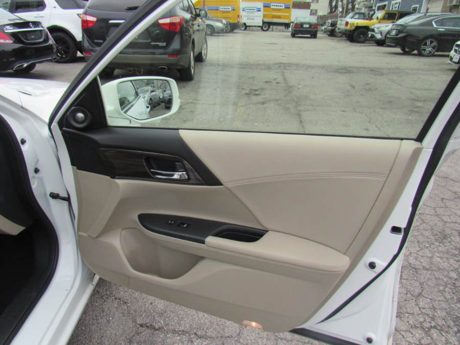 2017 Honda Accord Hybrid EX-L, available for sale in Worcester, Massachusetts | Hilario's Auto Sales Inc.. Worcester, Massachusetts 2017 Honda Accord Hybrid EX-L, available for sale in Worcester, Massachusetts | Hilario's Auto Sales Inc.. Worcester, Massachusetts