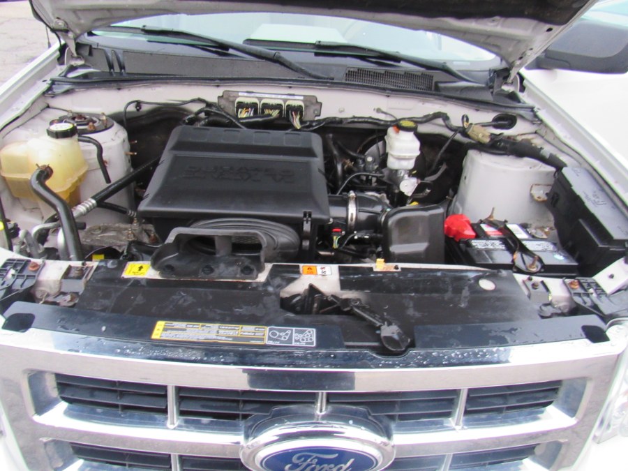 2011 Ford Escape XLT, available for sale in Worcester, Massachusetts | Hilario's Auto Sales Inc.. Worcester, Massachusetts 2011 Ford Escape XLT, available for sale in Worcester, Massachusetts | Hilario's Auto Sales Inc.. Worcester, Massachusetts