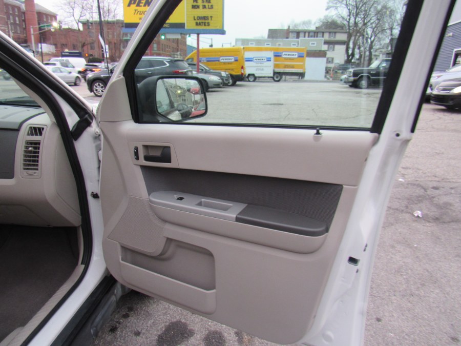 2011 Ford Escape XLT, available for sale in Worcester, Massachusetts | Hilario's Auto Sales Inc.. Worcester, Massachusetts 2011 Ford Escape XLT, available for sale in Worcester, Massachusetts | Hilario's Auto Sales Inc.. Worcester, Massachusetts