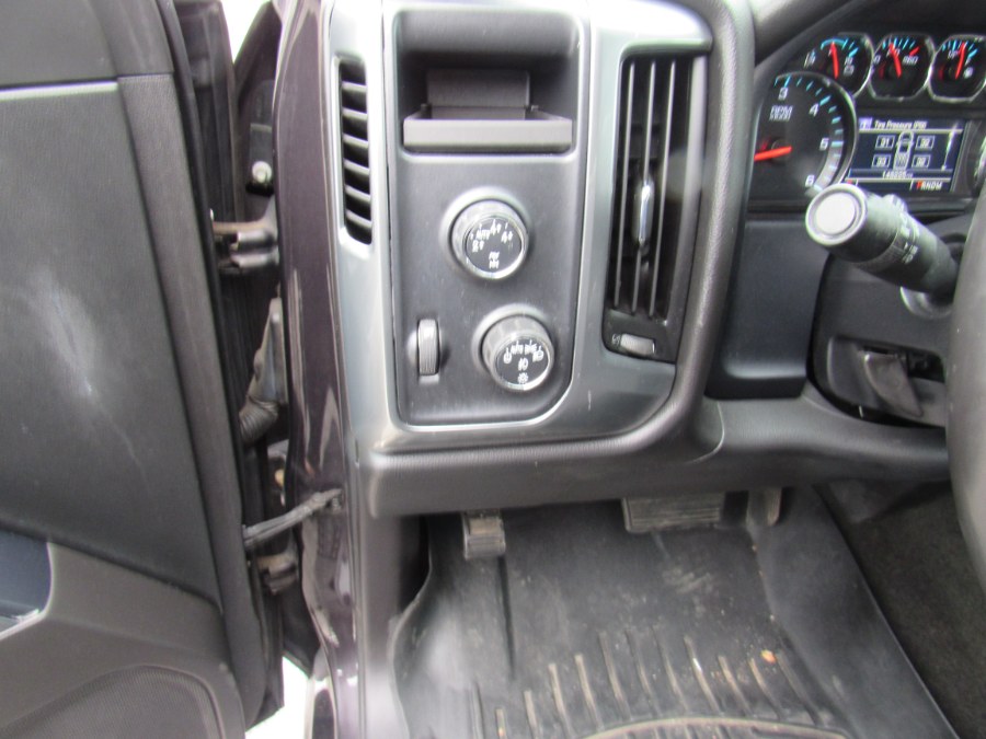 2014 Chevrolet Silverado 1500 LT w/1LT, available for sale in Worcester, Massachusetts | Hilario's Auto Sales Inc.. Worcester, Massachusetts 2014 Chevrolet Silverado 1500 LT w/1LT, available for sale in Worcester, Massachusetts | Hilario's Auto Sales Inc.. Worcester, Massachusetts