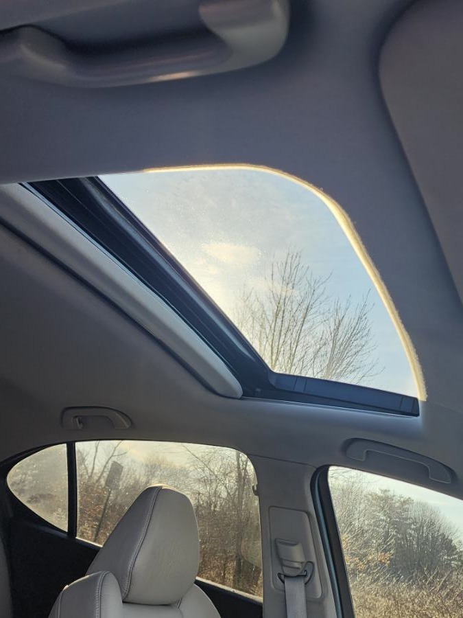 2015 Acura TLX 4dr Sdn FWD V6, available for sale in Springfield, Massachusetts | Fast Lane Auto Sales & Service, Inc. . Springfield, Massachusetts 2015 Acura TLX 4dr Sdn FWD V6, available for sale in Springfield, Massachusetts | Fast Lane Auto Sales & Service, Inc. . Springfield, Massachusetts