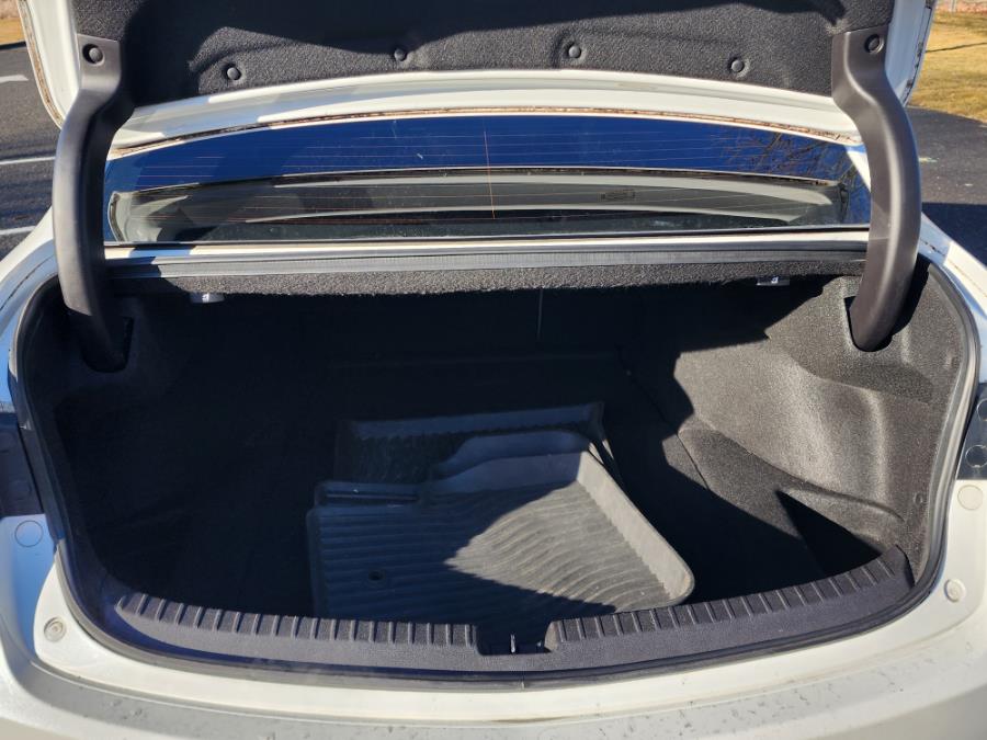 2015 Acura TLX 4dr Sdn FWD V6, available for sale in Springfield, Massachusetts | Fast Lane Auto Sales & Service, Inc. . Springfield, Massachusetts 2015 Acura TLX 4dr Sdn FWD V6, available for sale in Springfield, Massachusetts | Fast Lane Auto Sales & Service, Inc. . Springfield, Massachusetts