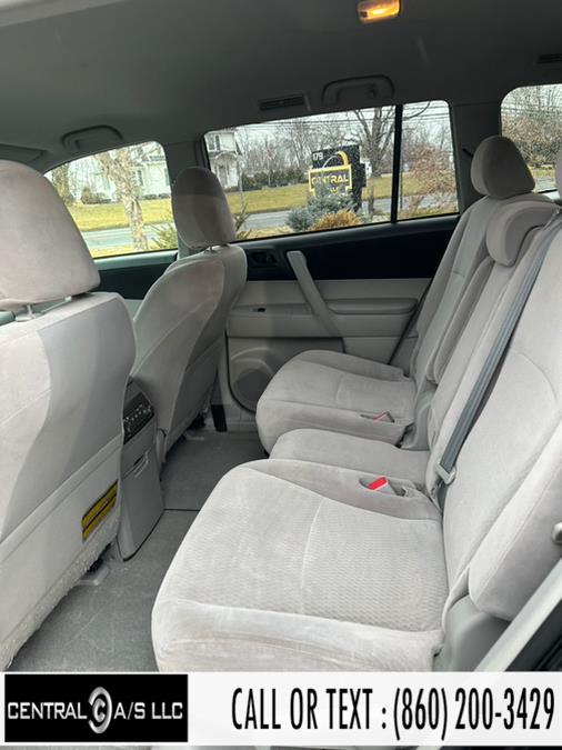 2010 Toyota Highlander 4WD 4dr V6 Base (Natl), available for sale in East Windsor, Connecticut | Central A/S LLC. East Windsor, Connecticut 2010 Toyota Highlander 4WD 4dr V6 Base (Natl), available for sale in East Windsor, Connecticut | Central A/S LLC. East Windsor, Connecticut