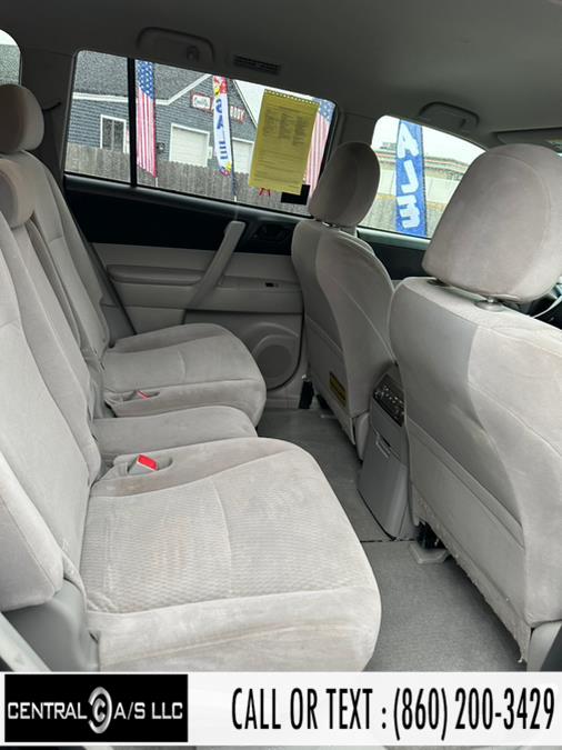 2010 Toyota Highlander 4WD 4dr V6 Base (Natl), available for sale in East Windsor, Connecticut | Central A/S LLC. East Windsor, Connecticut 2010 Toyota Highlander 4WD 4dr V6 Base (Natl), available for sale in East Windsor, Connecticut | Central A/S LLC. East Windsor, Connecticut