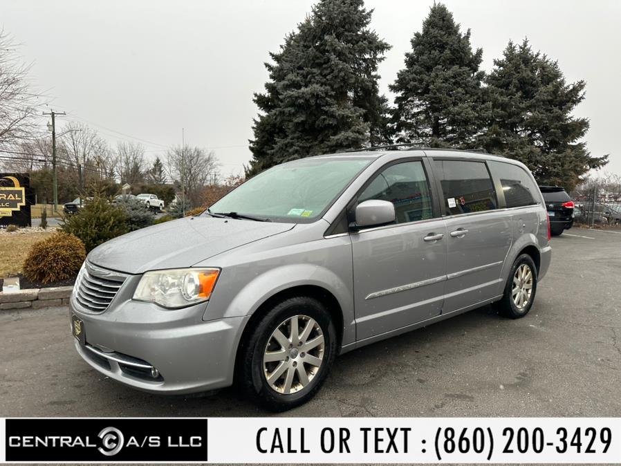 2014 Chrysler Town & Country 4dr Wgn Touring, available for sale in East Windsor, Connecticut | Central A/S LLC. East Windsor, Connecticut 2014 Chrysler Town & Country 4dr Wgn Touring, available for sale in East Windsor, Connecticut | Central A/S LLC. East Windsor, Connecticut