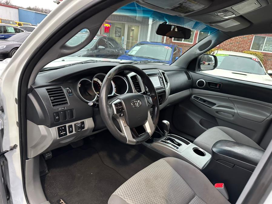 2014 Toyota Tacoma 4WD Access Cab V6 AT (Natl), available for sale in South Windsor, Connecticut | Mike And Tony Auto Sales, Inc. South Windsor, Connecticut 2014 Toyota Tacoma 4WD Access Cab V6 AT (Natl), available for sale in South Windsor, Connecticut | Mike And Tony Auto Sales, Inc. South Windsor, Connecticut