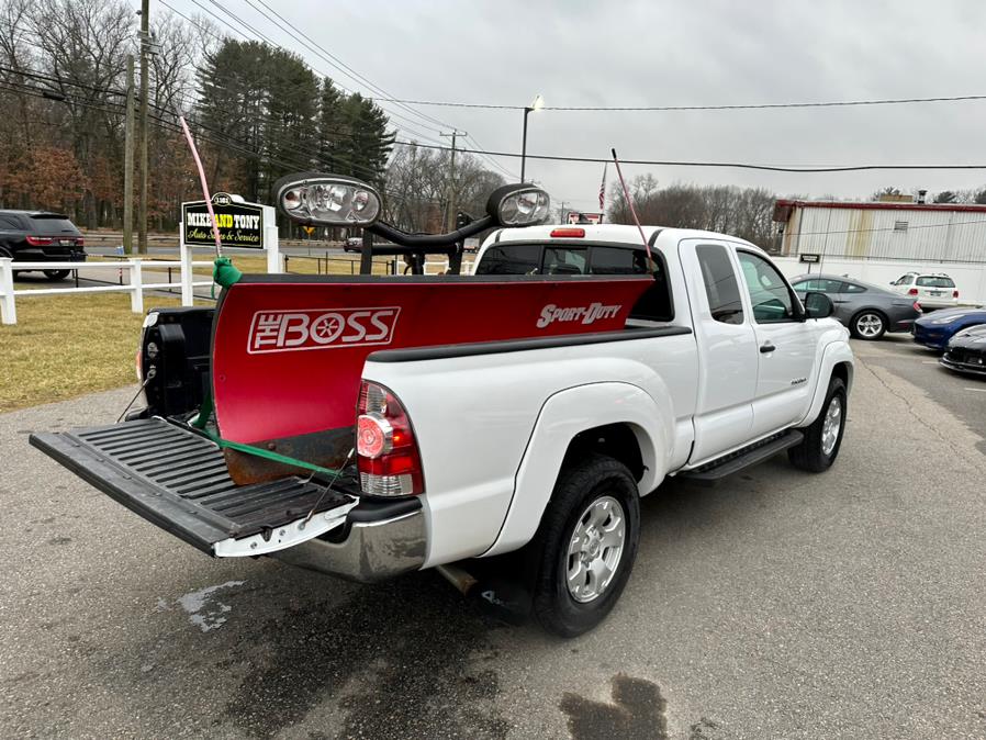2014 Toyota Tacoma 4WD Access Cab V6 AT (Natl), available for sale in South Windsor, Connecticut | Mike And Tony Auto Sales, Inc. South Windsor, Connecticut 2014 Toyota Tacoma 4WD Access Cab V6 AT (Natl), available for sale in South Windsor, Connecticut | Mike And Tony Auto Sales, Inc. South Windsor, Connecticut