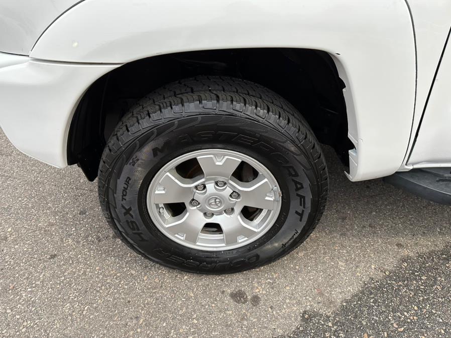 2014 Toyota Tacoma 4WD Access Cab V6 AT (Natl), available for sale in South Windsor, Connecticut | Mike And Tony Auto Sales, Inc. South Windsor, Connecticut 2014 Toyota Tacoma 4WD Access Cab V6 AT (Natl), available for sale in South Windsor, Connecticut | Mike And Tony Auto Sales, Inc. South Windsor, Connecticut
