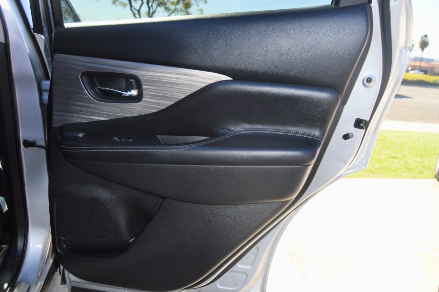 2015 Nissan Murano FWD 4dr S, available for sale in Moreno Valley, California | Fusion Motors Inc. Moreno Valley, California 2015 Nissan Murano FWD 4dr S, available for sale in Moreno Valley, California | Fusion Motors Inc. Moreno Valley, California