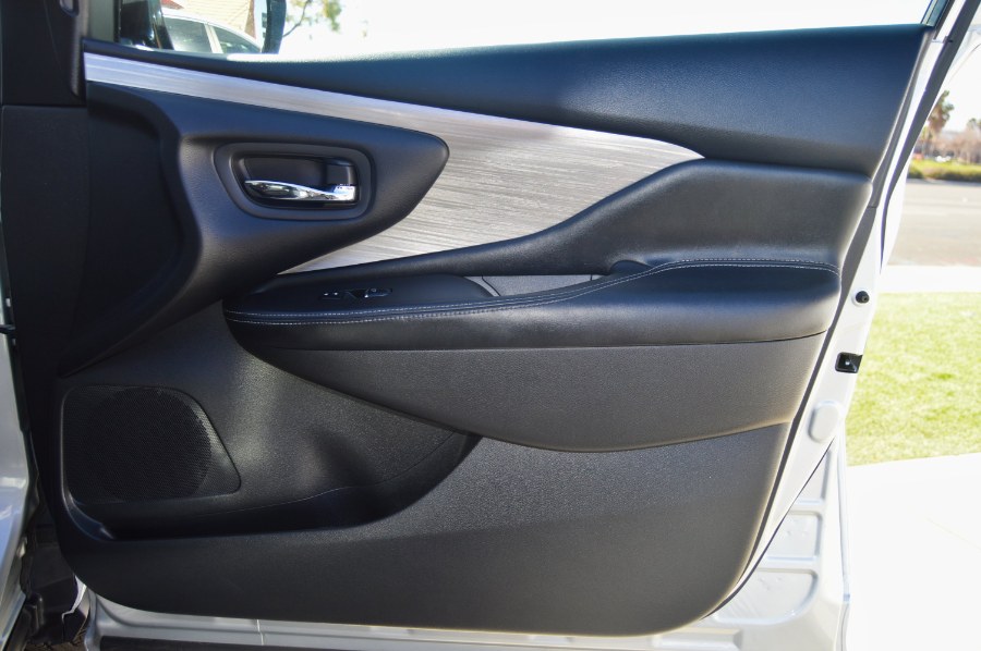 2015 Nissan Murano FWD 4dr S, available for sale in Moreno Valley, California | Fusion Motors Inc. Moreno Valley, California 2015 Nissan Murano FWD 4dr S, available for sale in Moreno Valley, California | Fusion Motors Inc. Moreno Valley, California